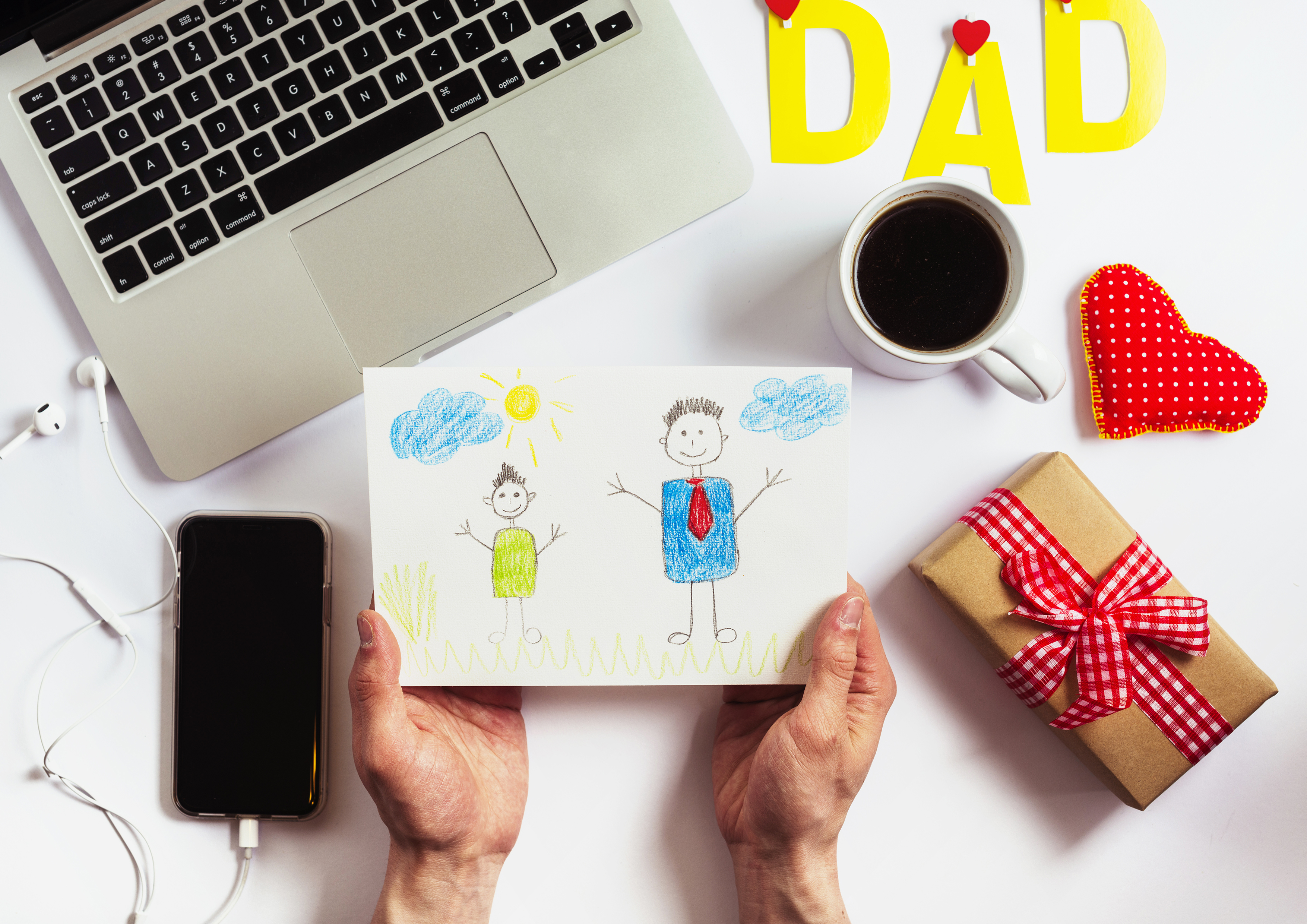 Celebra a Papá con el Mejor Regalo  - Image